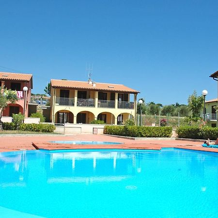 Baia Fiorita Appartement Porto Azzurro Buitenkant foto