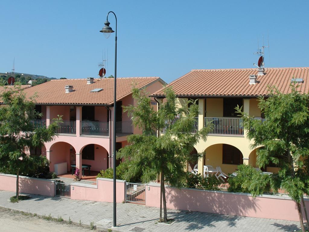 Baia Fiorita Appartement Porto Azzurro Buitenkant foto